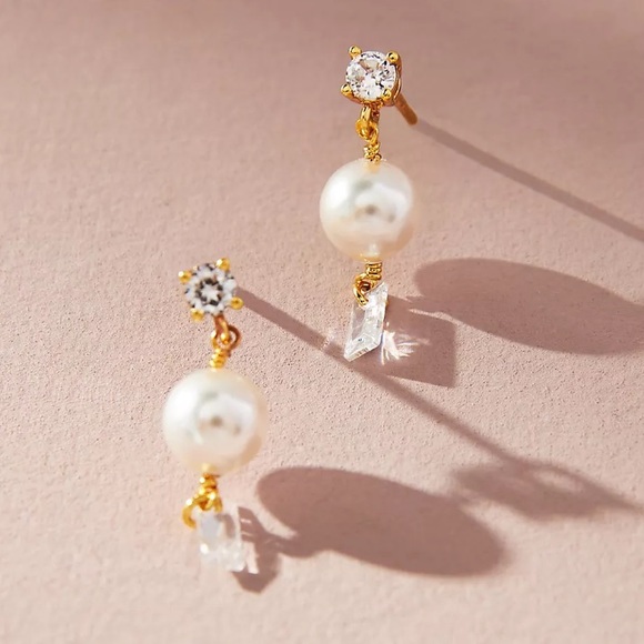 ๐ Anthropologie Embellished Pearl Drop Earrings - Picture 2 of 3